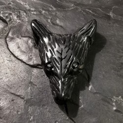 Pendentif tête de loup en shungite